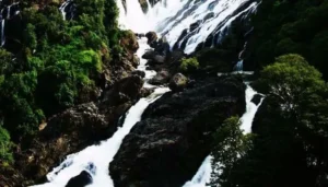 Phool-Chatti-Waterfall